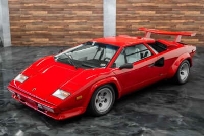 オークション後に落札されたランボルギーニ「カウンタックLP5000QV」（C）Courtesy of RM Sotheby's