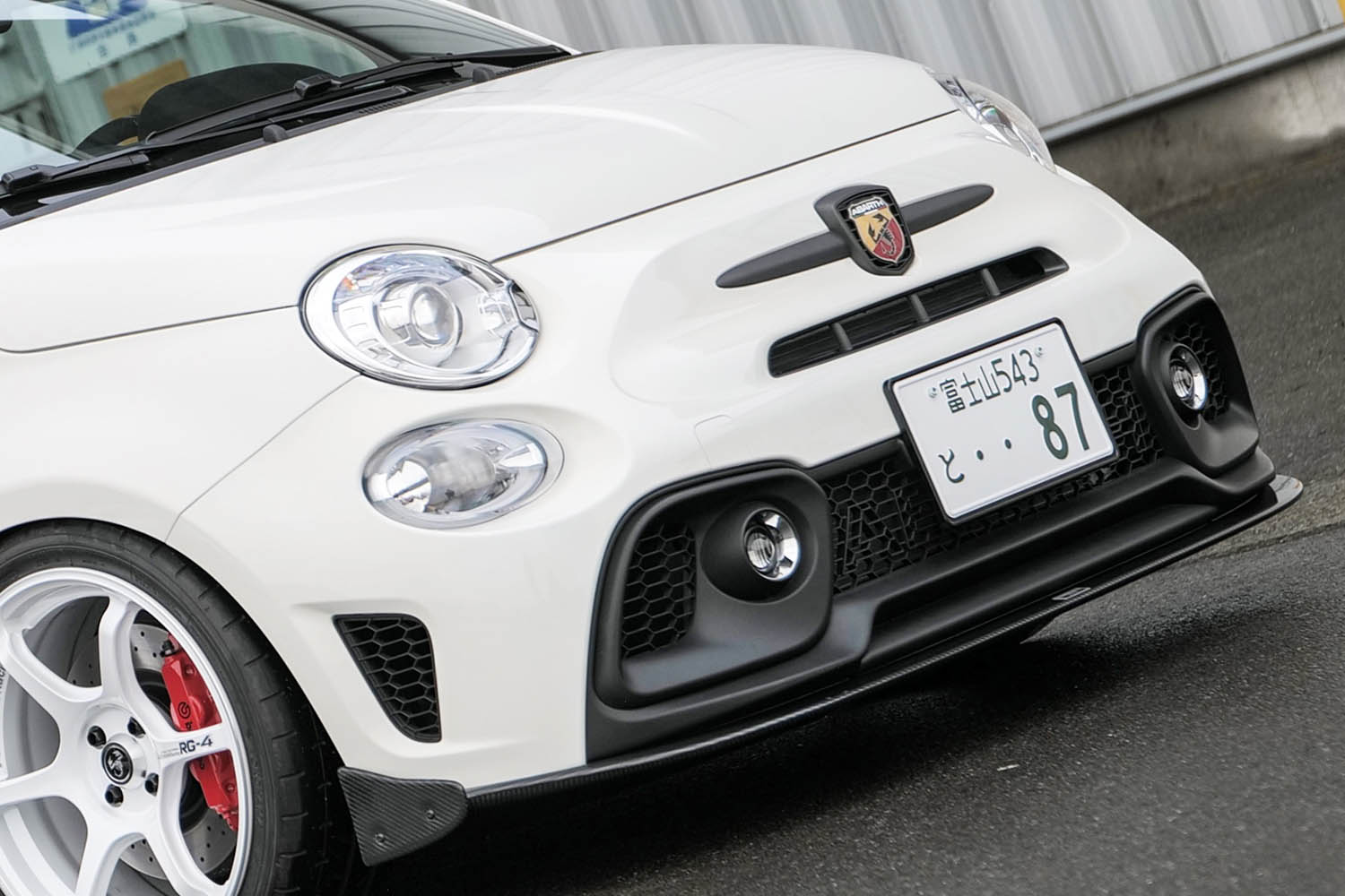 フルキット99万8800円】HKSがアバルト「595／695」ボディキット