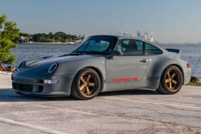 102万2500ドル（邦貨換算約1億5235万円）で落札されたポルシェ「911レストモッドbyガンサー ヴェルクス」（C）Courtesy of RM Sotheby's