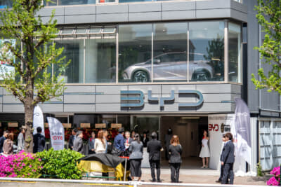 2024年4月19日に目黒通り沿いにオープンしたBYD AUTO 目黒