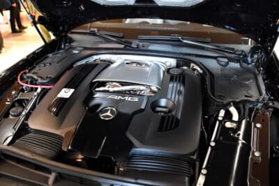 エンジンは4LのV8ツインターボを搭載する