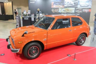 1974年に登場した初代のシビックRS