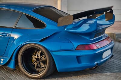 12万750ドル（邦貨換算約1775万円）で落札されたポルシェ「911カレラ クーペ by RWB」（C）Courtesy of RM Sotheby's