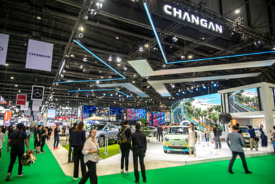 中国の長安汽車（CHANGAN）の展示ブース