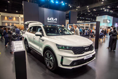 キア（起亜）のソレントはICEとPHEVで展開しているSUV