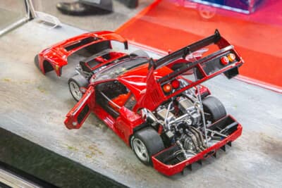 京商オリジナル：1/12スケール フェラーリF40コンペティツィオーネ