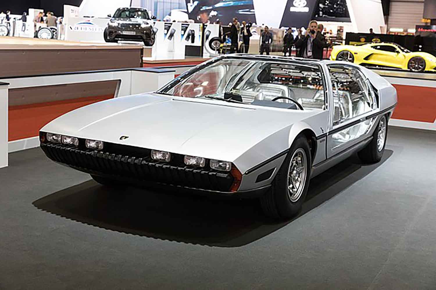 天才ガンディーニが手がけたランボルギーニ「マルツァル」！ 4人乗りの