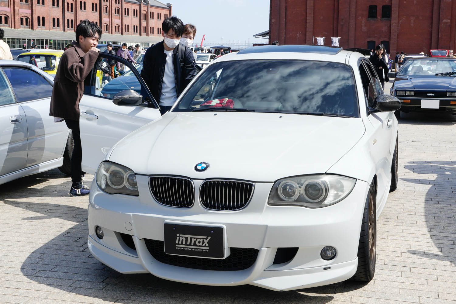 国産旧車からBMW「1シリーズ」に乗り換え…5ドア2シーターで「憧れてい