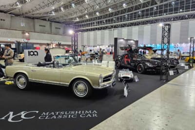 自社でレストアを行ったという1969年型の280SL、通称「パゴダ」