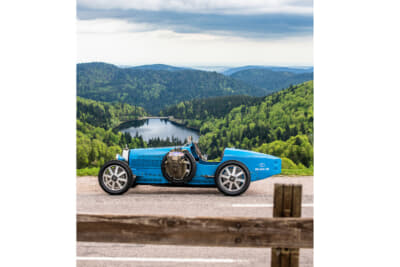 ブガッティ愛好家たちがタイプ35の100周年を記念して壮大な旅に出た