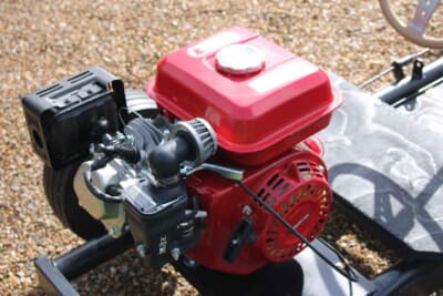 2816ポンド（邦貨換算約54万3000円）で落札されたジャガー「Dタイプ ジュニアカー」（C）Bonhams