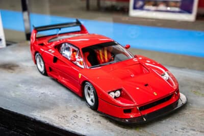 京商オリジナル：1/12スケール フェラーリF40コンペティツィオーネ