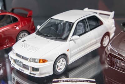 オットモービル：1/18スケール 三菱ランサーエボリューションIII。価格は2万1450円（消費税込）