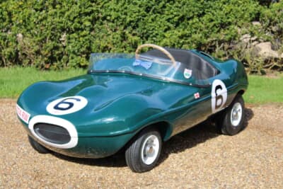 2816ポンド（邦貨換算約54万3000円）で落札されたジャガー「Dタイプ ジュニアカー」（C）Bonhams