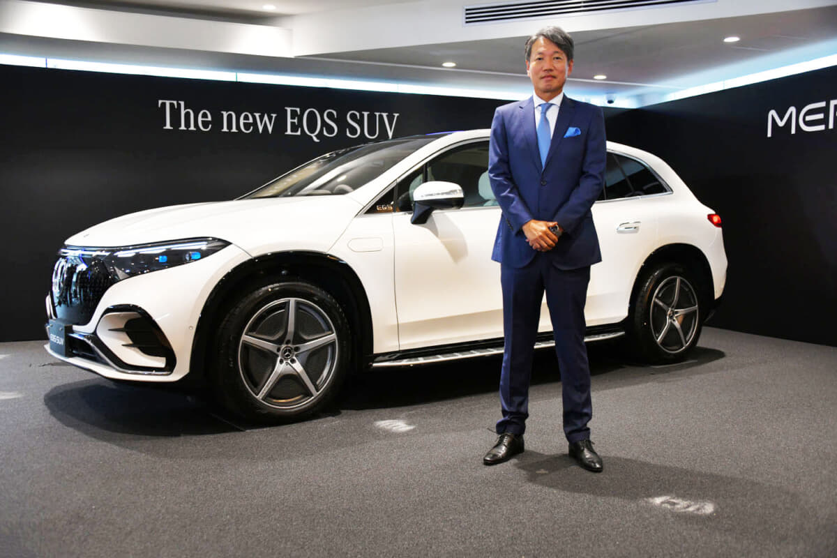 上野社長とEQS SUV