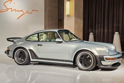 ポルシェ 911 ターボスタディ：1970〜80年代の「930」、「911ターボ」を彷彿とさせる内外装