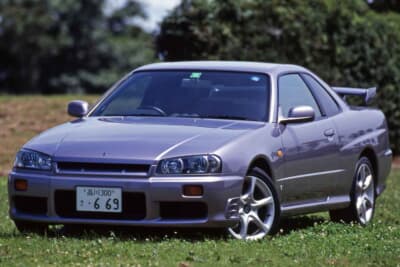 後期型のスカイライン25GTターボ（R34）