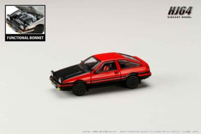 ダイキャスト製1/64スケールトヨタ「スプリンター トレノGT APEX JDMスタイル カーボンボンネット」（レッド／ブラック）