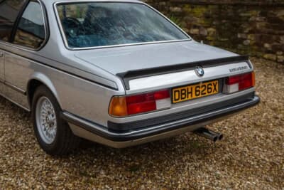 2万1375ポンド（邦貨換算約435万円）で落札されたBMW「635CSi」（C） iconicauctioneers