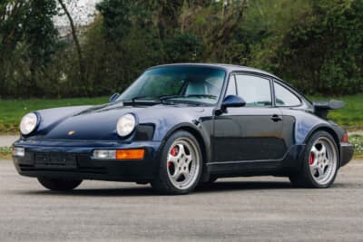 25万8125ユーロ（邦貨換算約4360万円）で落札されたポルシェ「911ターボ3.6」（C）Courtesy of RM Sotheby's