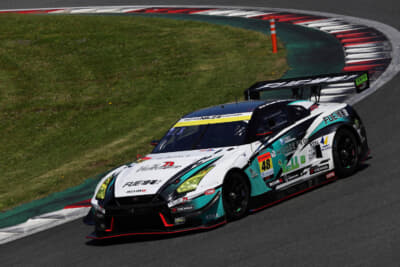 眞田選手がドライブするGT-R