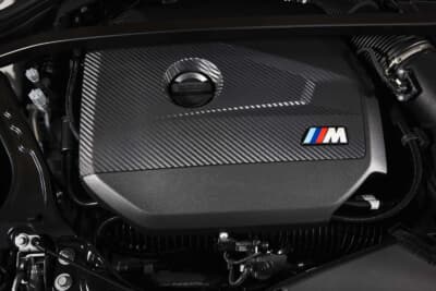 BMW M135 xDrive：直列4気筒のMツインターボエンジンを搭載する