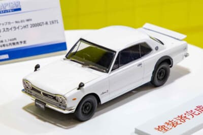 青島文化教材社 日産「スカイライン2000GT-R」：ホワイト