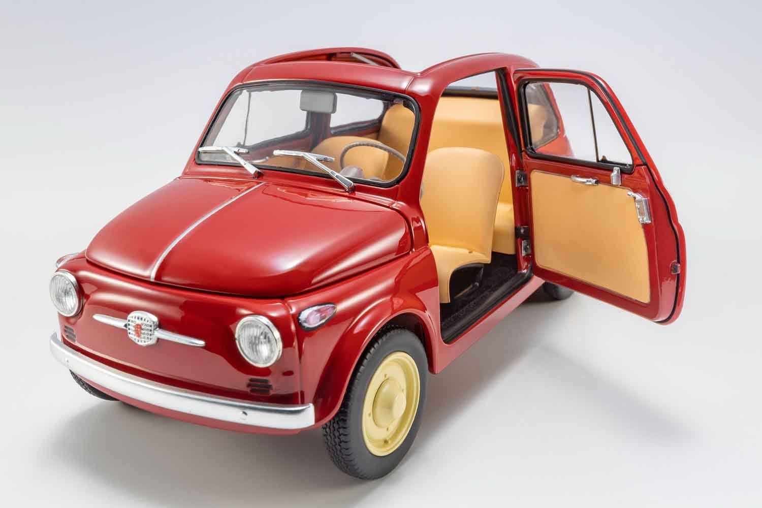 43_AMW_240219_kyosho-fiat-500_