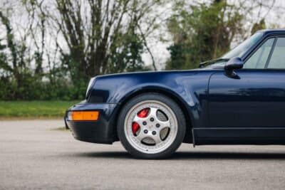 25万8125ユーロ（邦貨換算約4360万円）で落札されたポルシェ「911ターボ3.6」（C）Courtesy of RM Sotheby's