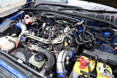 TRDチューンした2.8L直噴ターボディーゼルエンジン「1GD-FTV」を搭載する