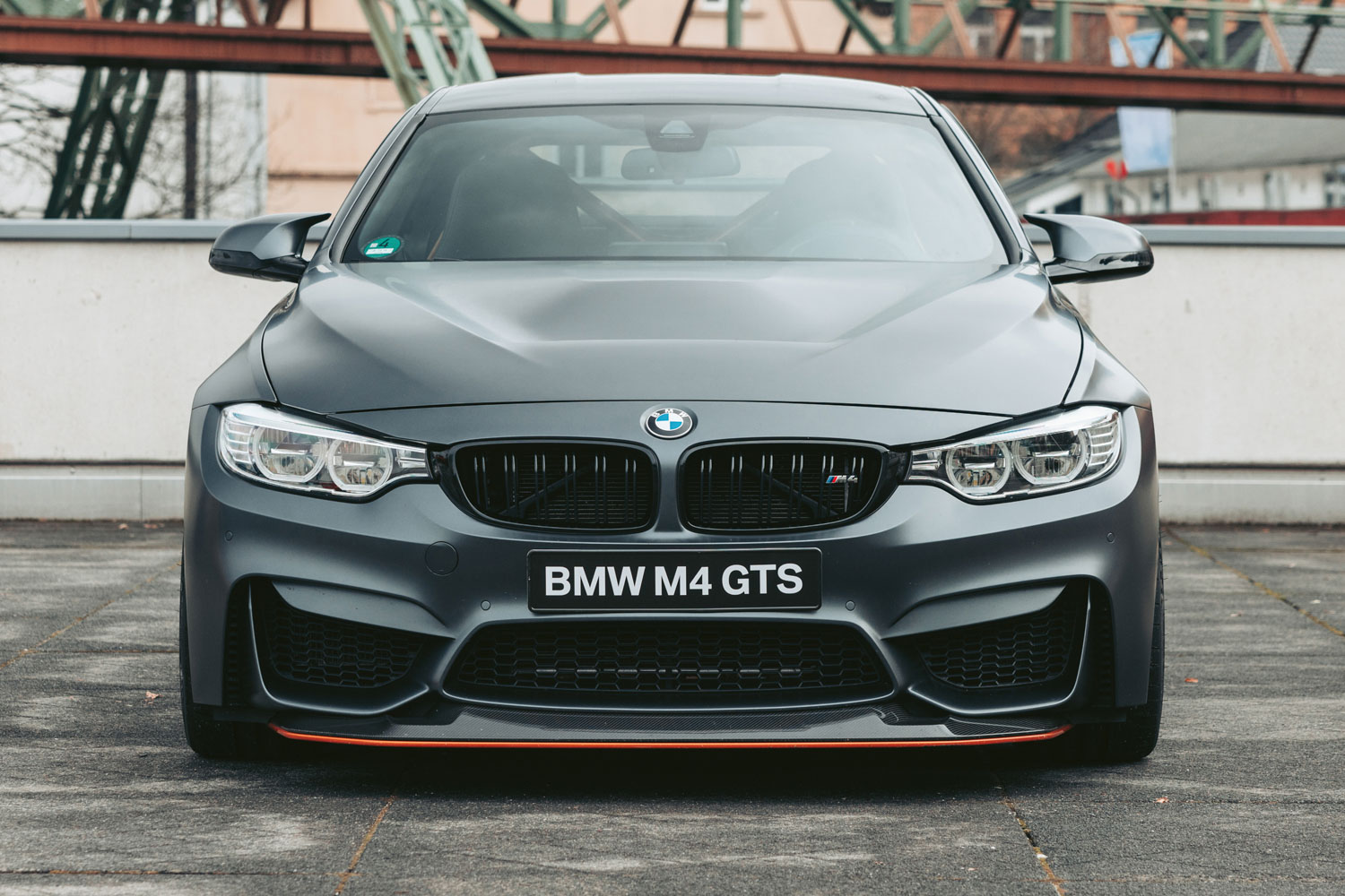 BMW「M4 GTS」が1600万円!? 市販Mモデルのニュル最速車が超