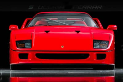 347万ドル（邦貨換算約5億5800万円）で落札されたフェラーリ「F40」（C）Courtesy of RM Sotheby's