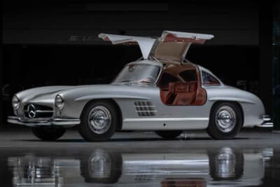 165万5000ドル（邦貨換算約2億6420万円）で落札されたメルセデス・ベンツ「300SL」（C）Courtesy of RM Sotheby's