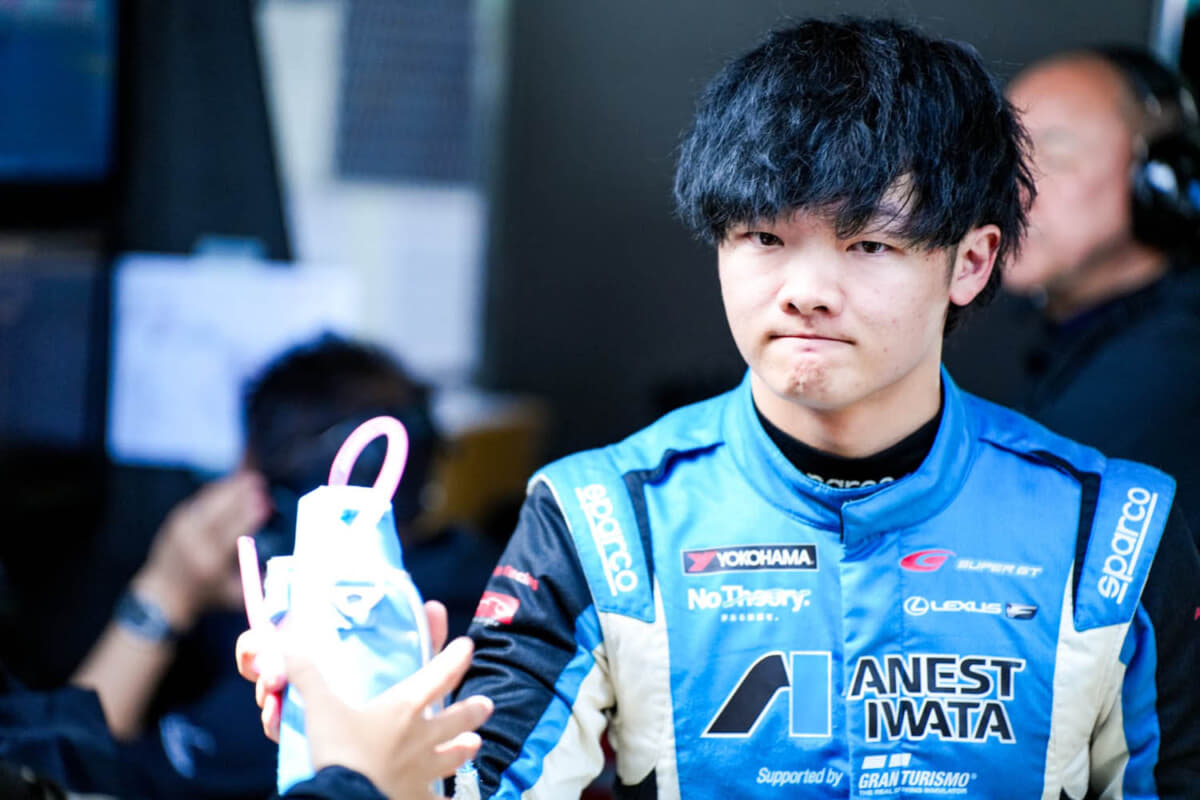 ANEST IWATA RacingでRC F GT3をドライブする古谷悠河選手