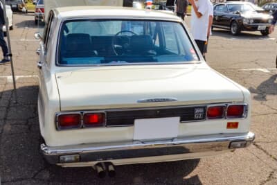 日産 スカイライン2000GT：ほぼ綺麗なノーマル状態を保っている