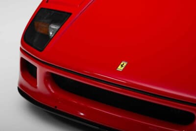 347万ドル（邦貨換算約5億5800万円）で落札されたフェラーリ「F40」（C）Courtesy of RM Sotheby's