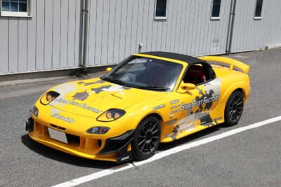 マツダ RX-7：茨城県のスターダスファクトリーが製作