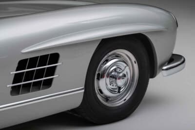 165万5000ドル（邦貨換算約2億6420万円）で落札されたメルセデス・ベンツ「300SL」（C）Courtesy of RM Sotheby's