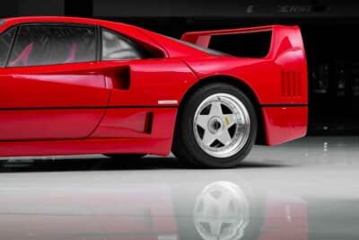 347万ドル（邦貨換算約5億5800万円）で落札されたフェラーリ「F40」（C）Courtesy of RM Sotheby's