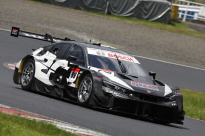SUPER GTに参戦するホンダ「シビック タイプR-GT」が初走行