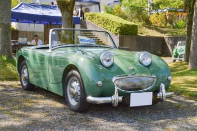 オースチン・ヒーレー スプライトMk.1：姉妹車のMGミジェットとともに世界中のスポーツカー・ファンを魅了した