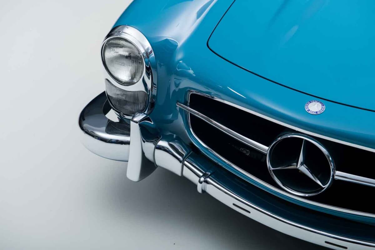 209万5000ドル（邦貨換算約3億3000万円）で落札されたメルセデス・ベンツ「300SL ロードスター」（C）Courtesy of RM Sotheby's