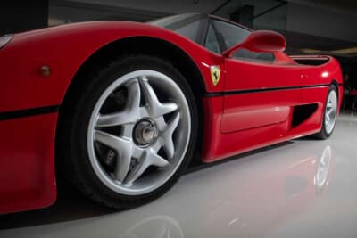 424万ドル（邦貨換算約6億8200万円）で落札されたフェラーリ「F50」（C）Courtesy of RM Sotheby's