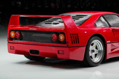 347万ドル（邦貨換算約5億5800万円）で落札されたフェラーリ「F40」（C）Courtesy of RM Sotheby's