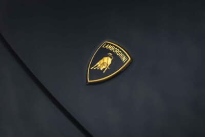 24万4160ユーロ（邦貨換算約3910万円）で落札されたランボルギーニ「ムルシエラゴ LP640 ロードスター」（C）Bonhams