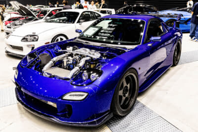 マツダ FD3S RX-7：RE雨宮のボディキットを装着してワイドボディに