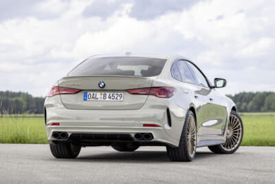 BMW ALPINA B4 GT GRAN COUPE ：リアディフューザーは、ブラックのハイグロス仕上げとし、テールパイプもブラック仕上げになっている