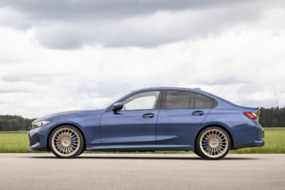 BMW ALPINA B3 GT Limousine：ボディサイズは全長4725mm、全幅1827mm、全高1440mm