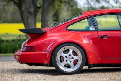 25万～30万ポンド（約5000万円～6000万円）で販売継続中のポルシェ「911 ターボ3.6」（C）Courtesy of RM Sotheby's