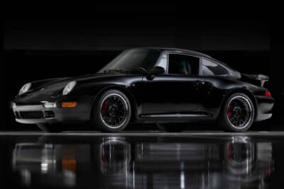 25万2000ドル（邦貨換算約3594万円）で落札されたポルシェ「911 ターボ」（C）Courtesy of RM Sotheby's